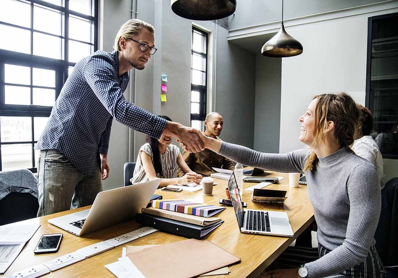 keep-professional-handshake keep-professional-handshake